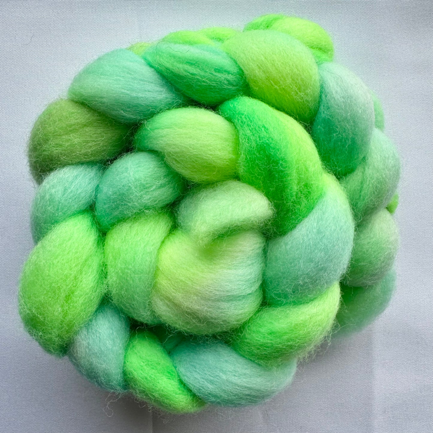 Two Springs Fiber Arts: Falkland Wool Roving