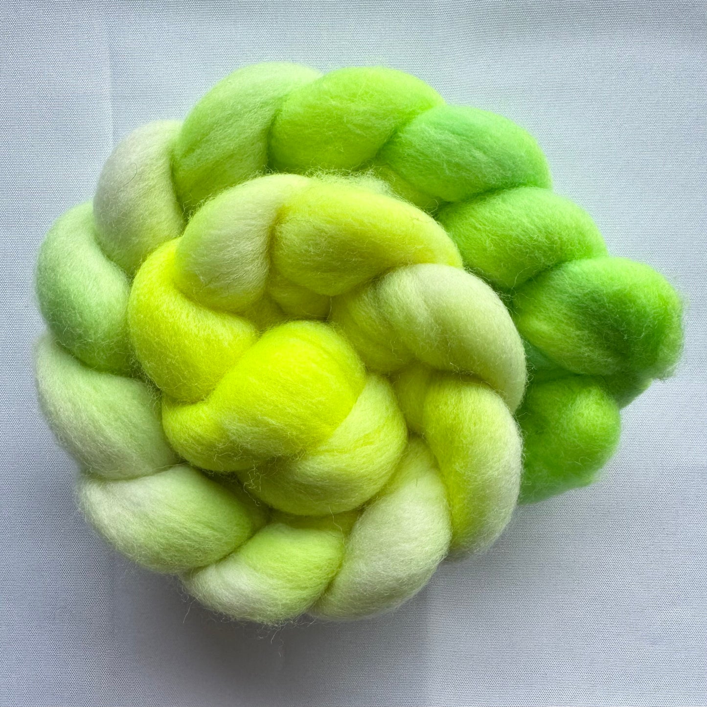 Two Springs Fiber Arts: Falkland Wool Roving