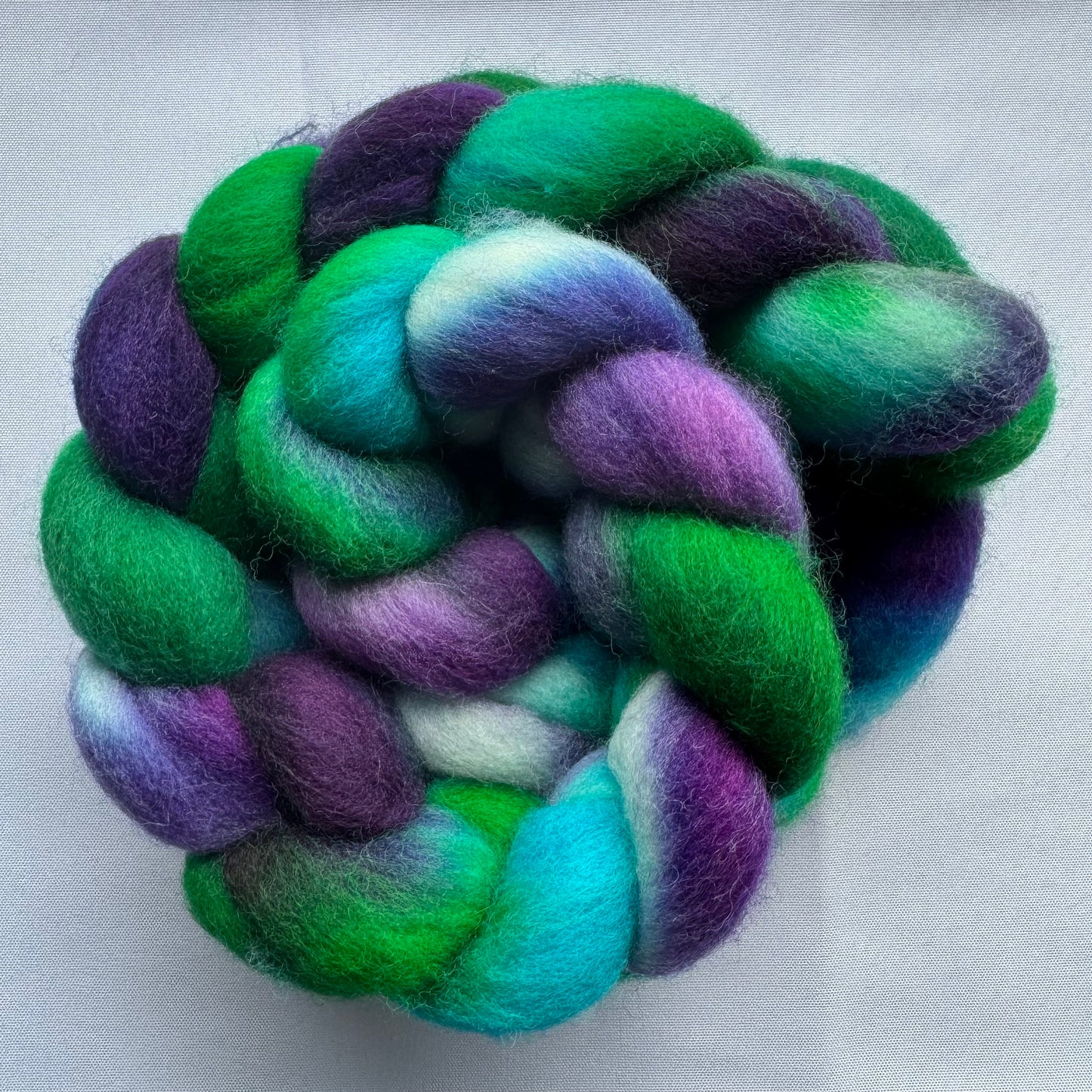 Two Springs Fiber Arts: Falkland Wool Roving