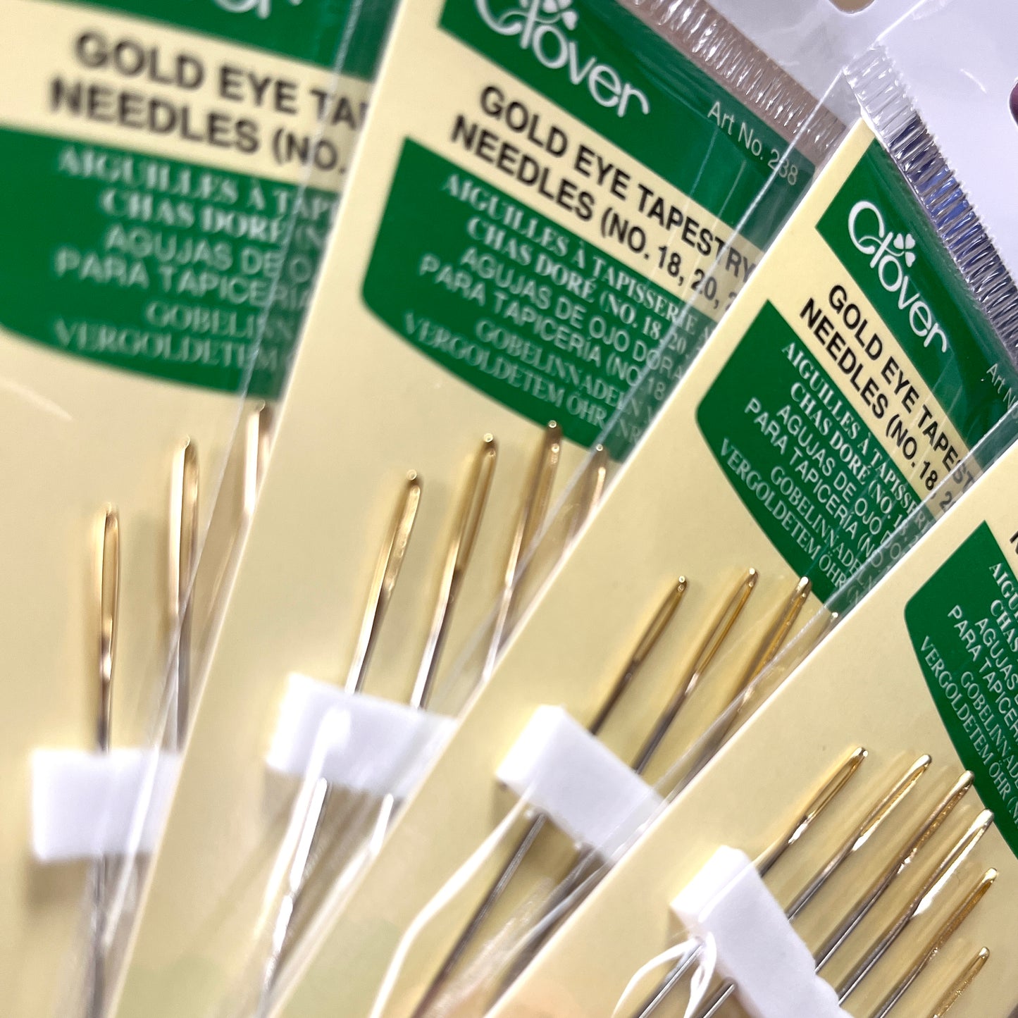 Clover Gold Eye Tapestry Needles Set of 6 (No. 18, 20, 22)