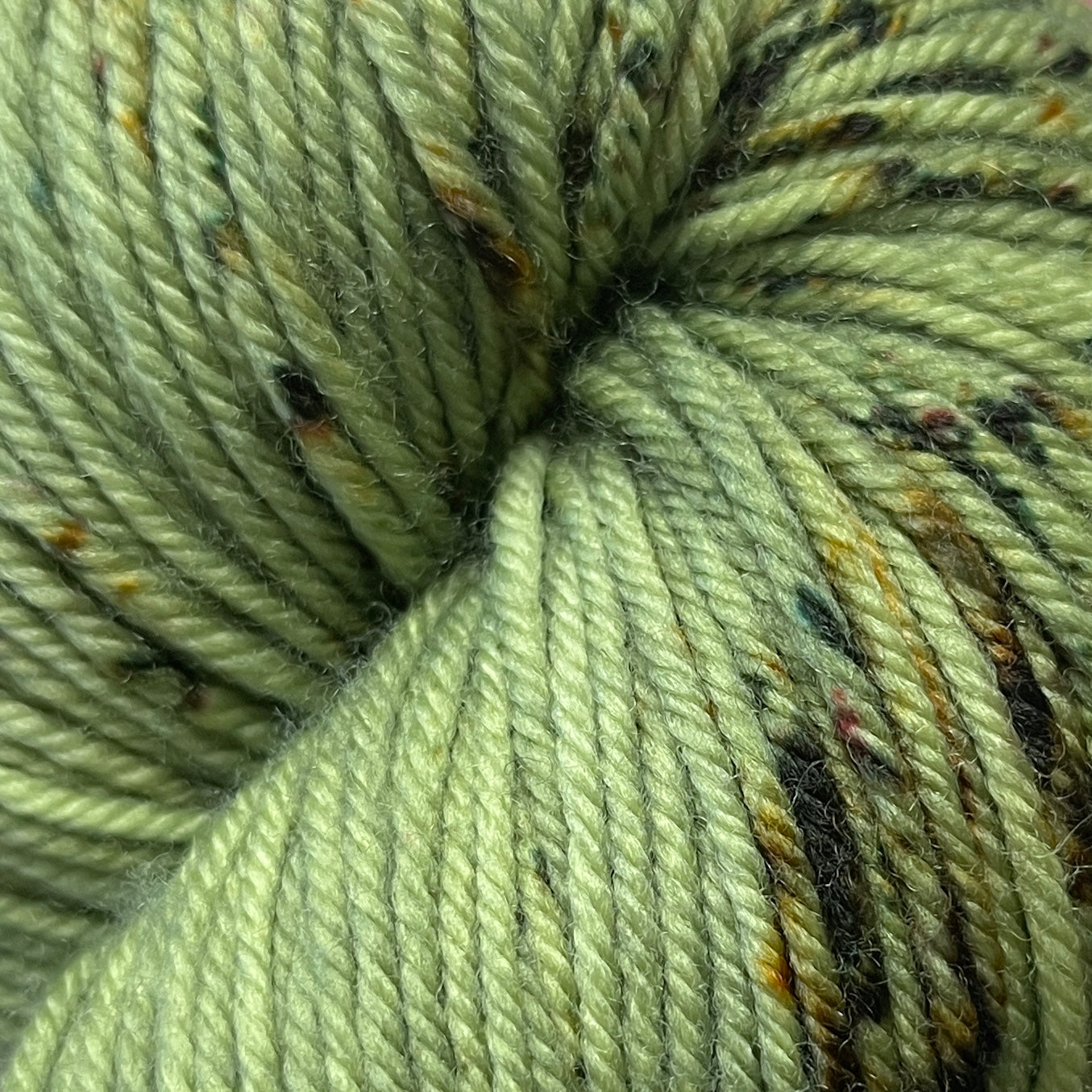Apple Blossom Yarn Cameo DK