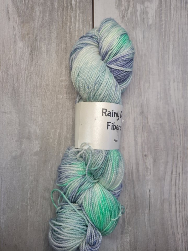 Trilogy Yarns Plush Fingering