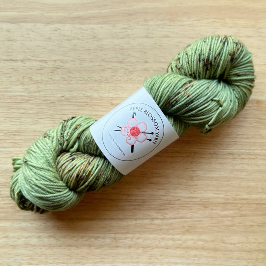 Apple Blossom Yarn Cameo DK