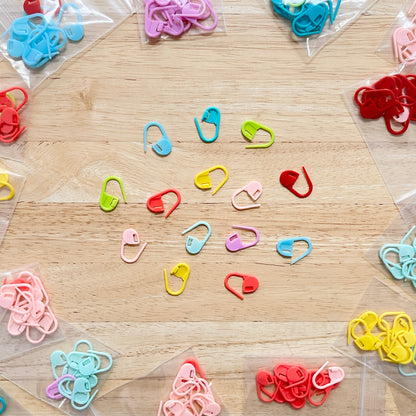 Knitting/Crochet Plastic Stitch Markers (10 Markers per Bag)