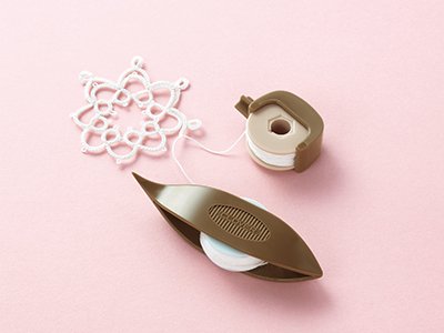 Clover Bobbin Tatting Shuttle