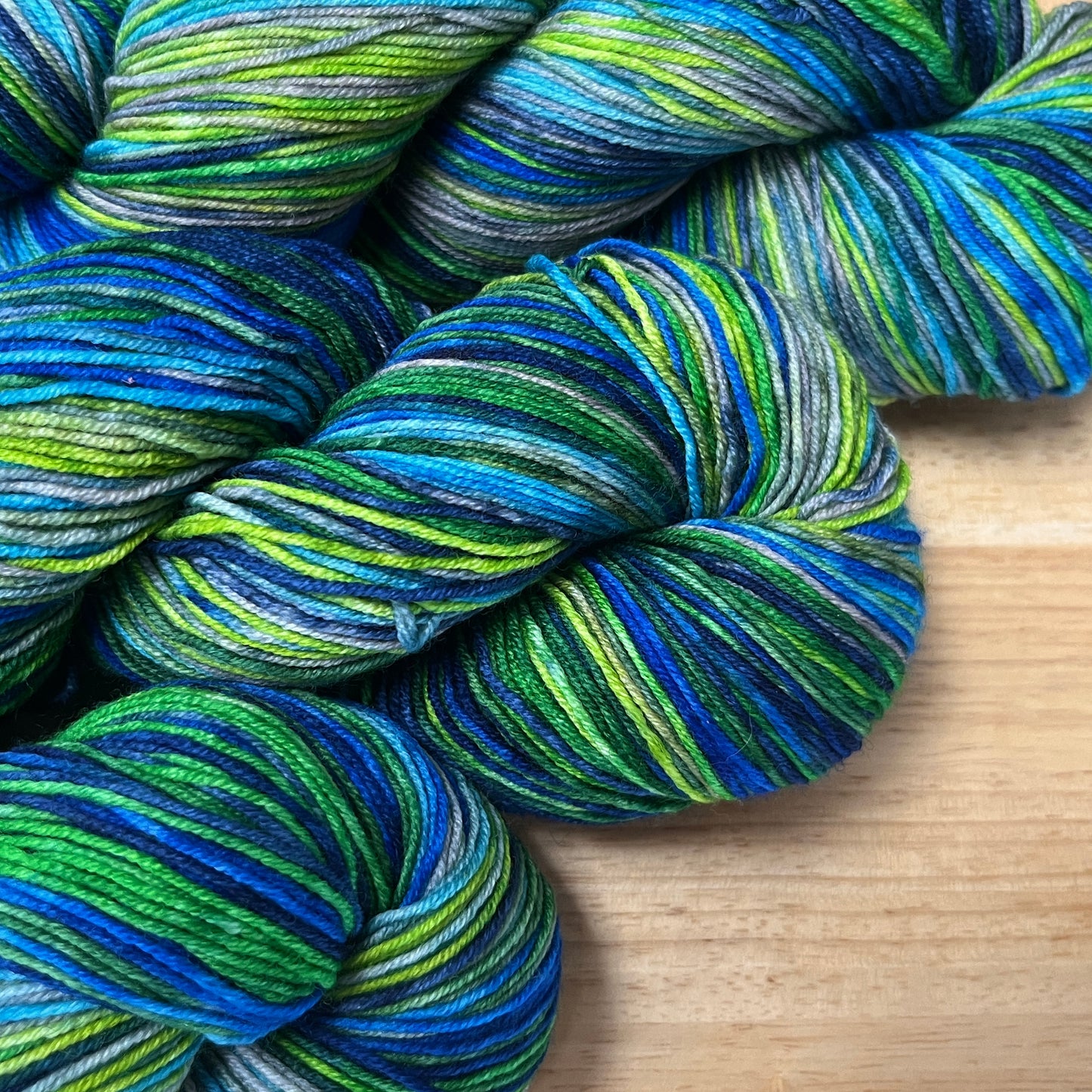 Urth Yarns Uneek Fingering