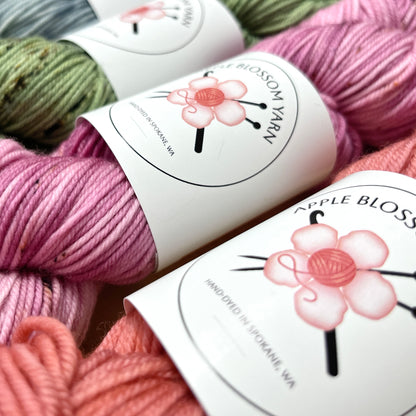 Apple Blossom Yarn Cameo DK