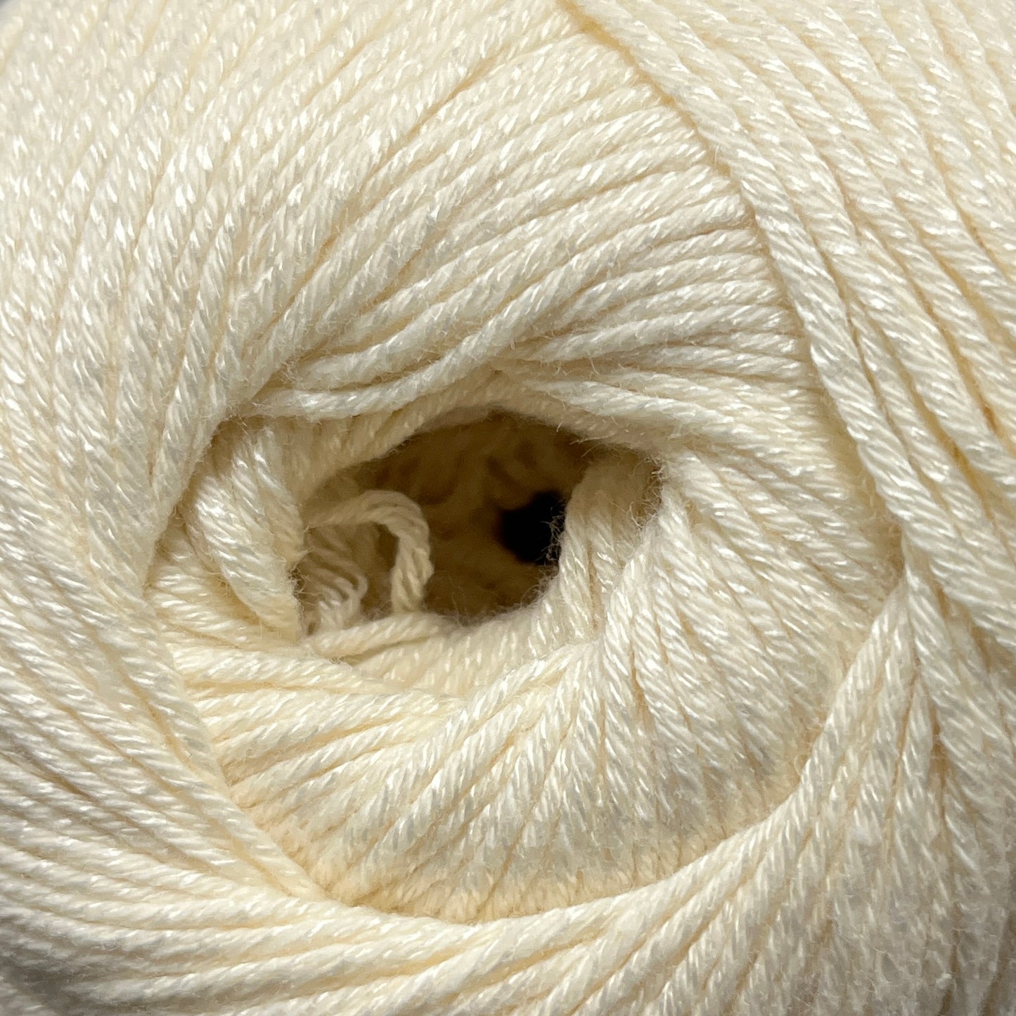 Universal Yarn Bamboo Pop